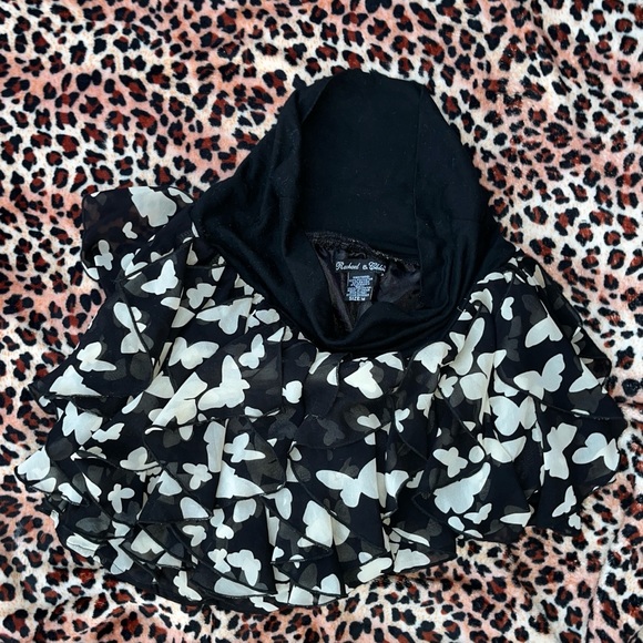 Rachael & Chloe Black and White Floral Ruffle Mini Skirt - Picture 3 of 4